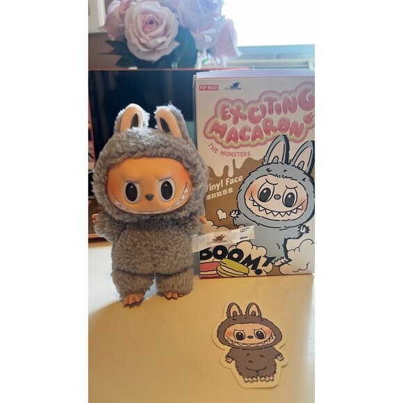 Authentic Labubu Exciting Macaron - Sesame Bean - Picture 2 of 12